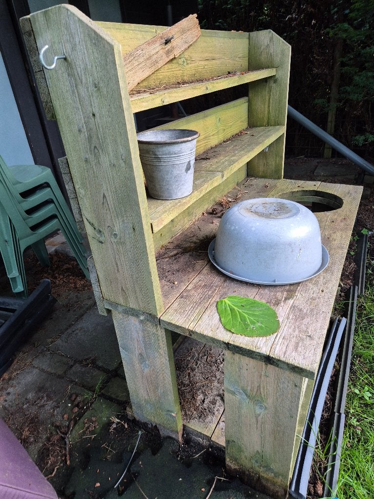 Modderkeukentje buitenkeukentje, Ophalen, Gebruikt, Hout, Speelkeuken