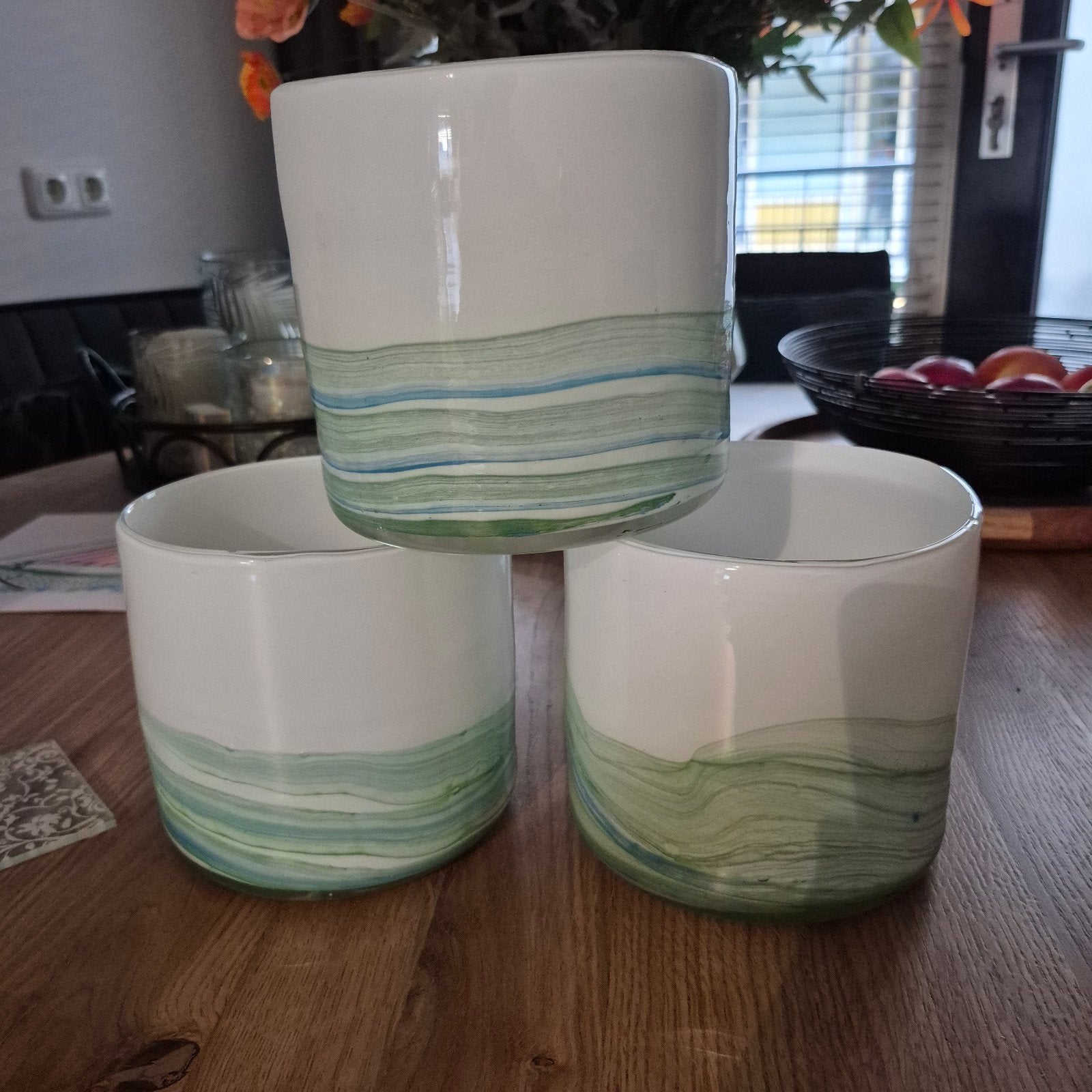 3 Mondgeblazen glazen vazen/potten wit, groen, blauw - PTMD, Antiek en Kunst, Antiek | Vazen, Ophalen