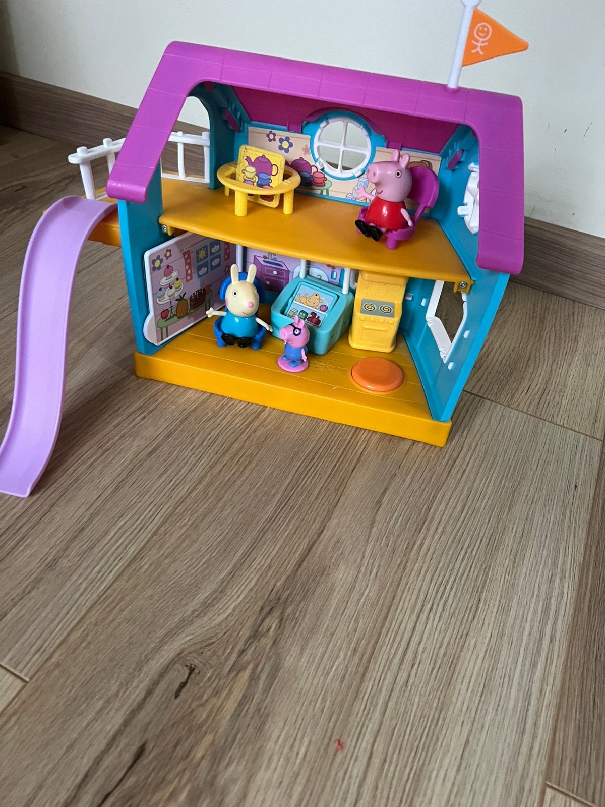 Peppa pig thuis, Ophalen, Zo goed als nieuw, Poppenhuis