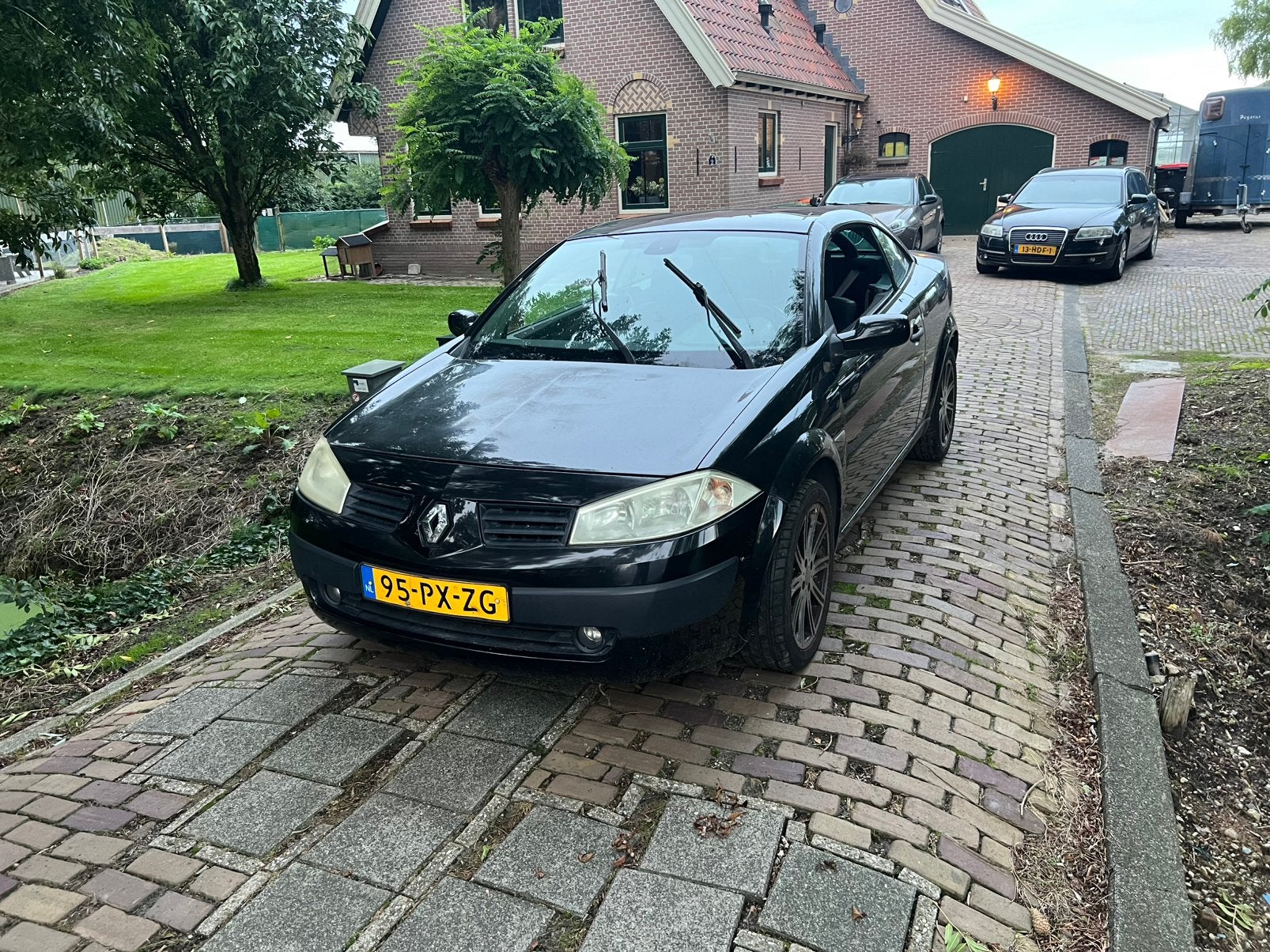Renault cabrio, Ophalen