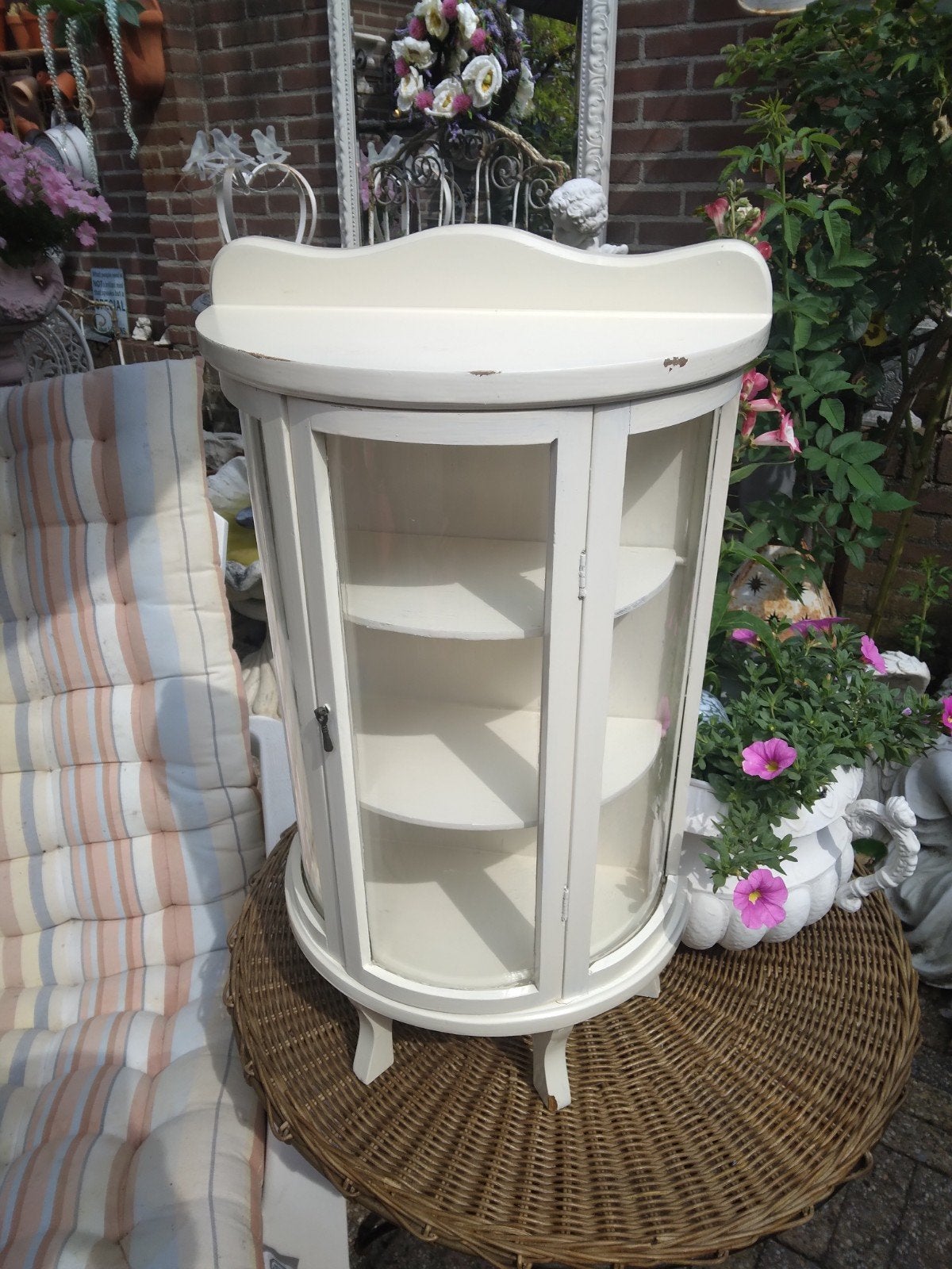 Antieke Vitrinekastje - Crème Wit - Brocante Stijl, Ophalen of Verzenden