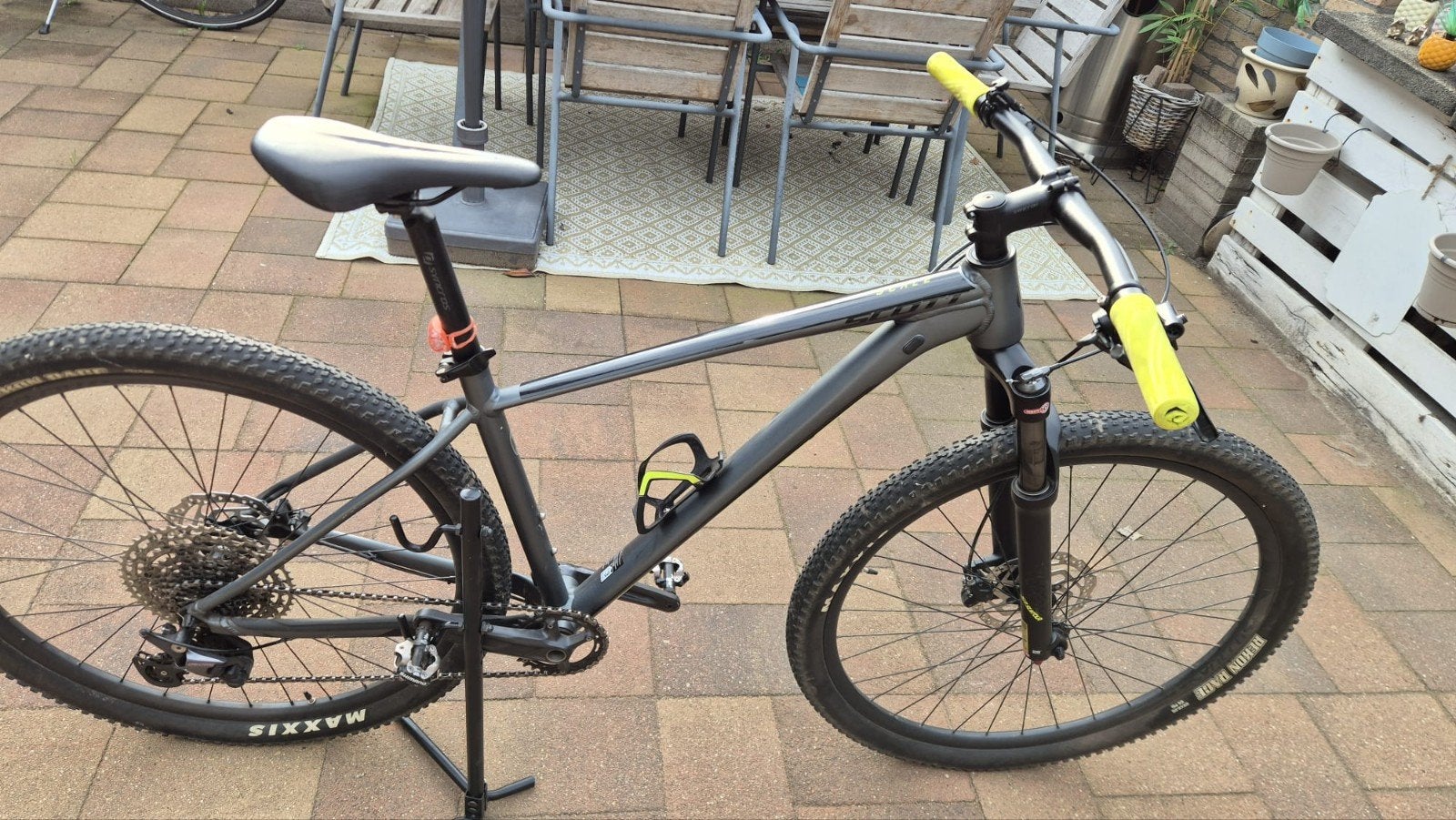 mountainbike Scott scale medium
