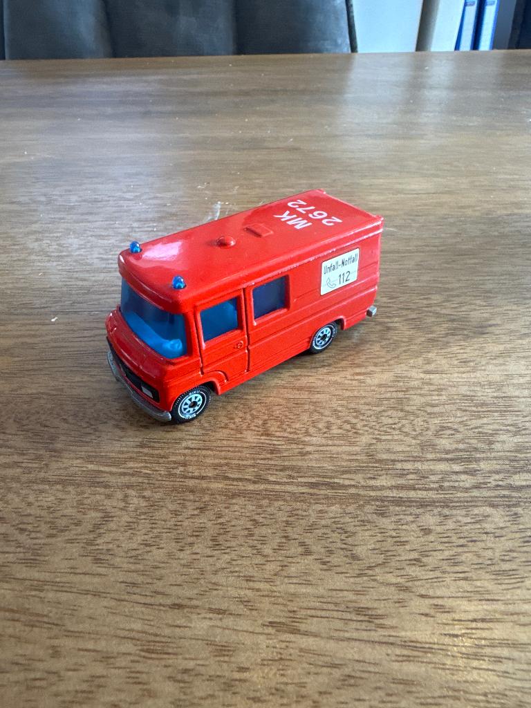 Siku Mb brandweer, Ophalen of Verzenden, Zo goed als nieuw, Bus of Vrachtwagen, SIKU