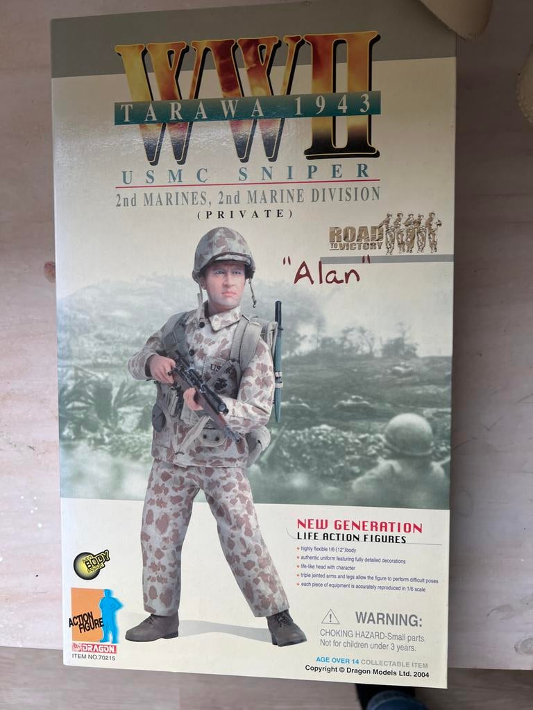 Dragon Models WWII USMC Sniper Alan Tarawa 1943 1:6 Figuur, Ophalen of Verzenden, Nieuw