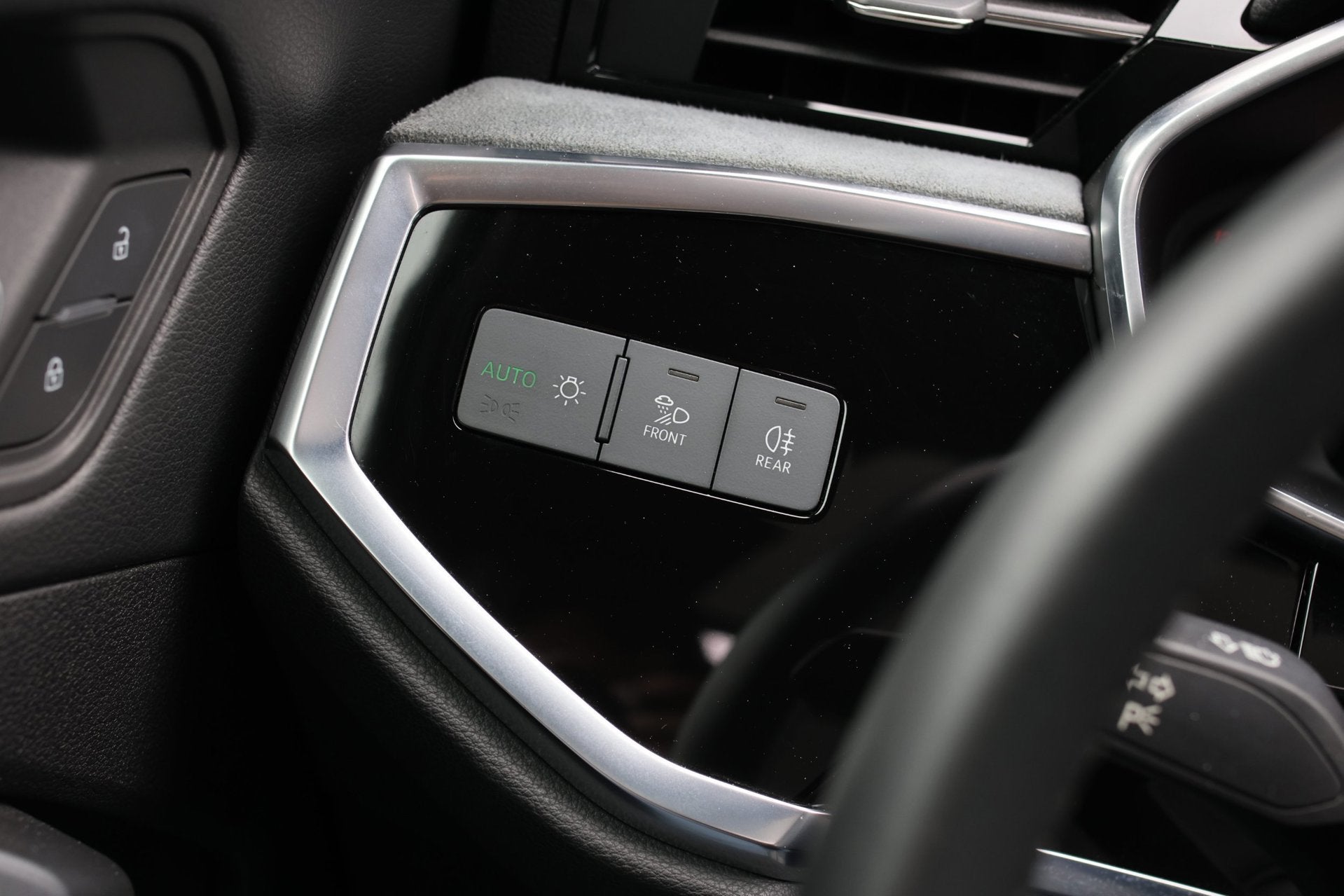 Foto 50 van Audi Q3 40 TFSI Quattro S-Line *Pano*360 Camera*Keyless*Trek