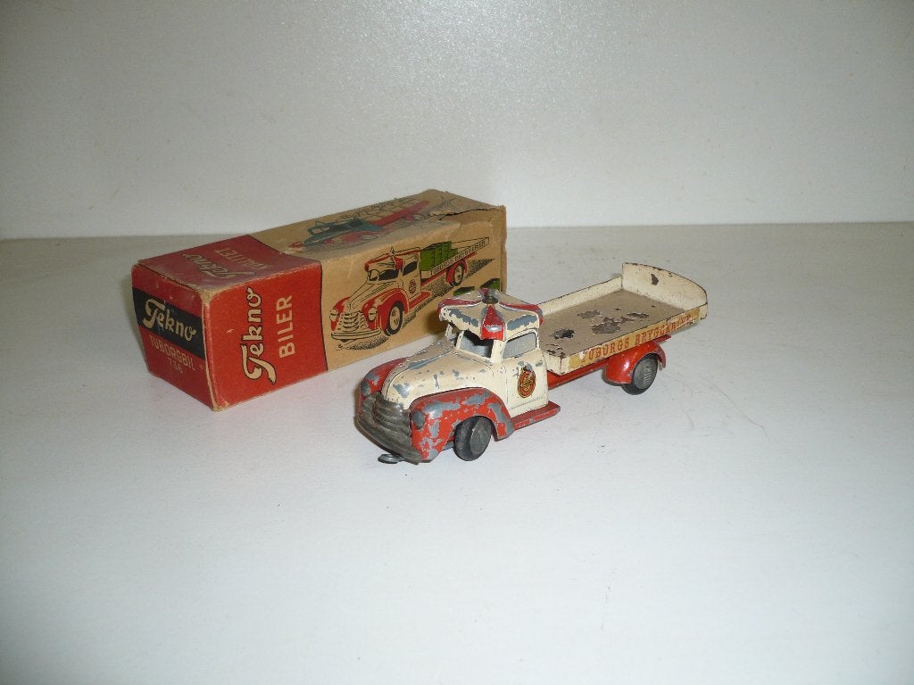 Tekno Denmark Buick Tuborg Truck met doos, Hobby en Vrije tijd, Modelauto's | 1:50, Ophalen of Verzenden, Gebruikt, Bus of Vrachtwagen