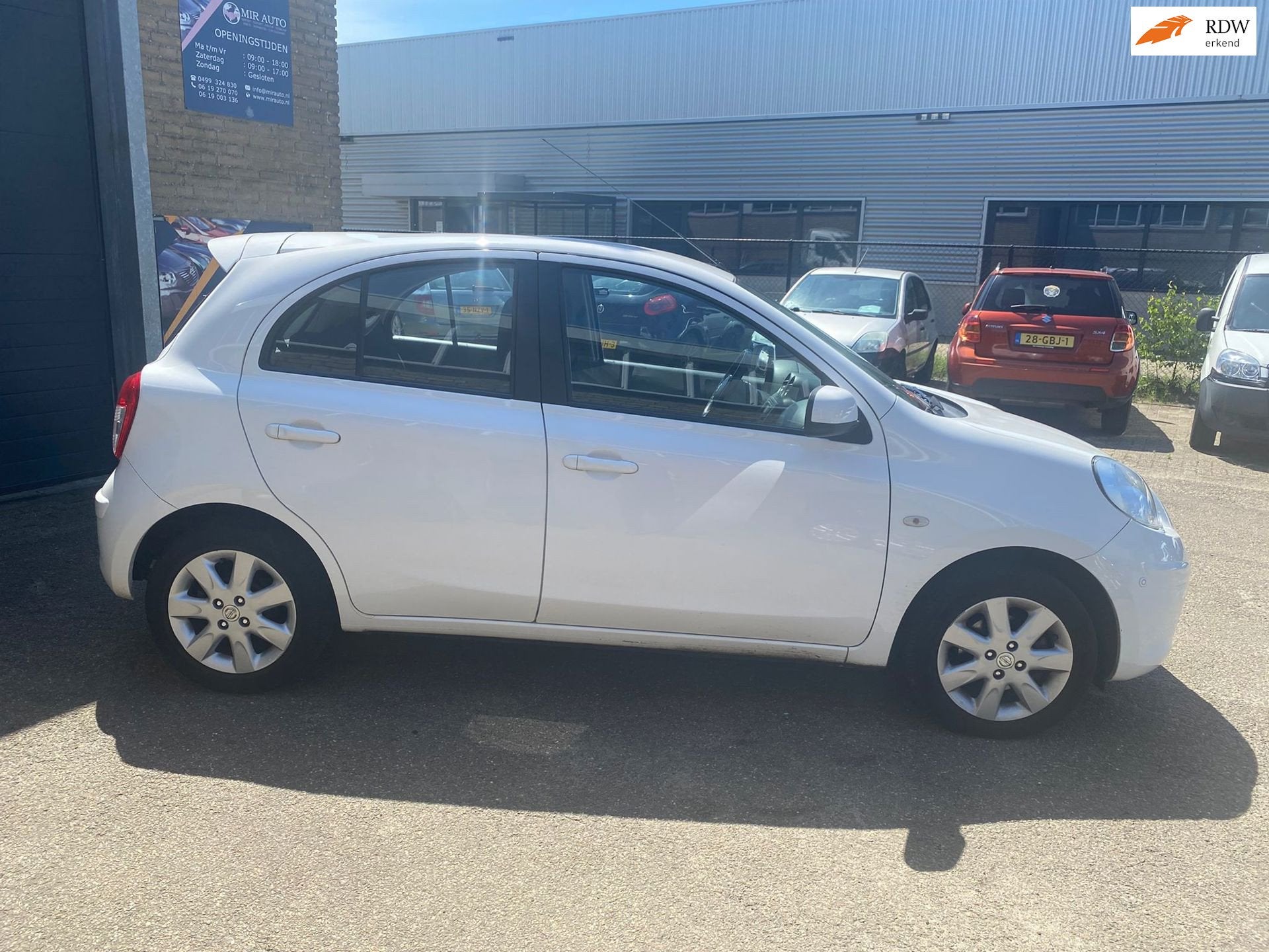 Nissan Micra 1.2 DIG-S Connect Edition, Euro 5, 1198 cc, 3 cilinders, Hatchback