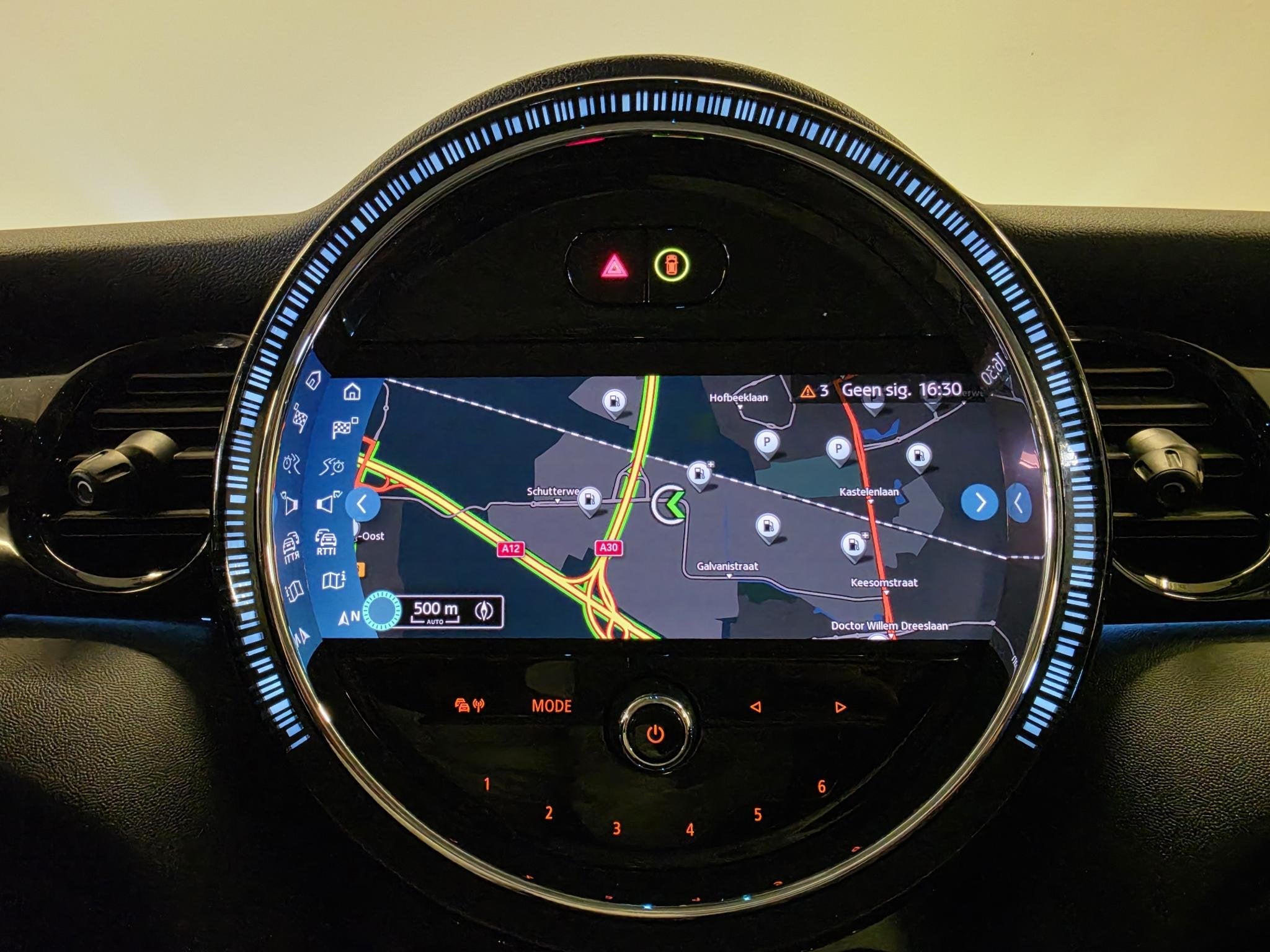 MINI Cooper 1.5 Classic Navigatie | Climate Control | Apple, 136 pk, Gebruikt, Met garantie (alle), Leder en Stof