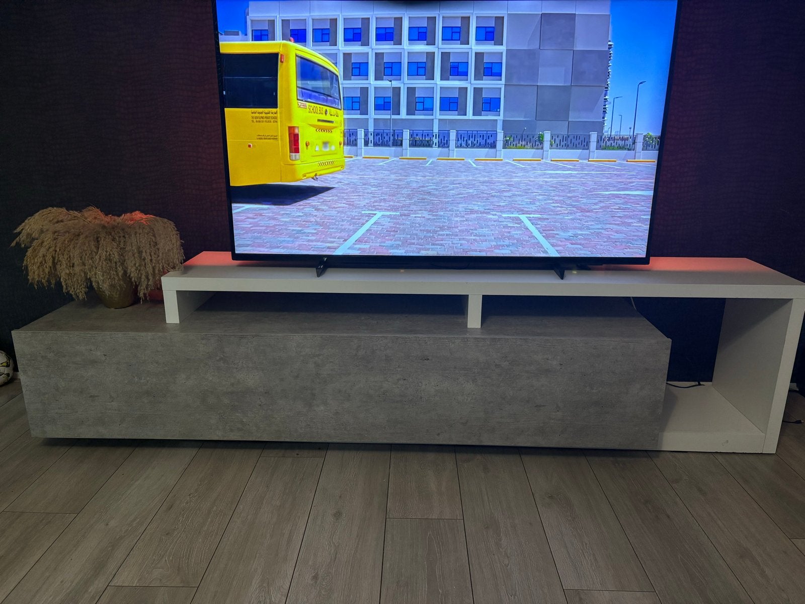 Modern tv meubel met opbergruimte, Huis en Inrichting, Kasten | Televisiemeubels, Ophalen, Overige materialen, Gebruikt, 150 tot 200 cm