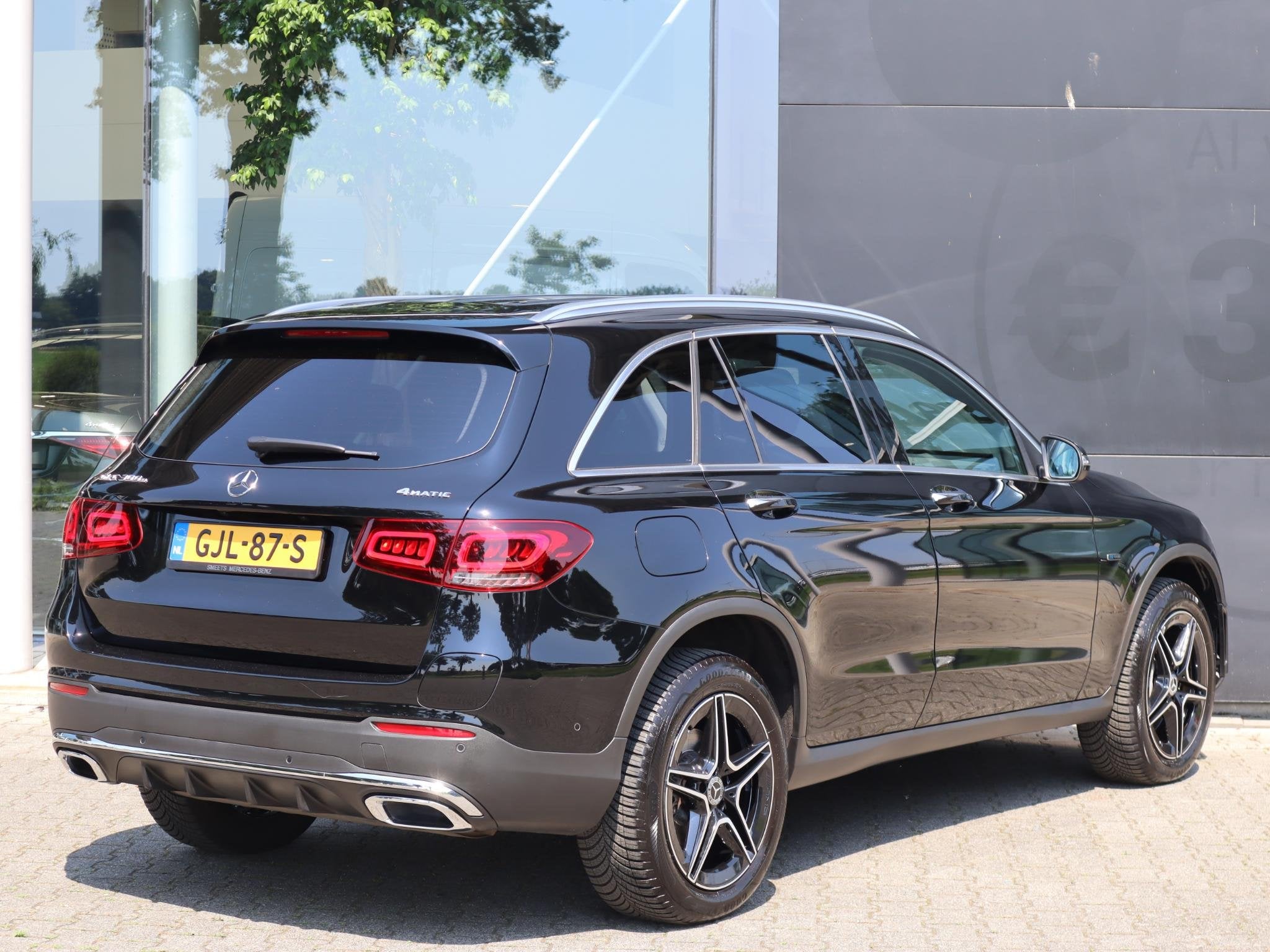 Mercedes-Benz GLC-klasse 300e 4MATIC Business Solution AMG l, Auto's, 12 maanden, 14 kWh, Gebruikt, 4 cilinders