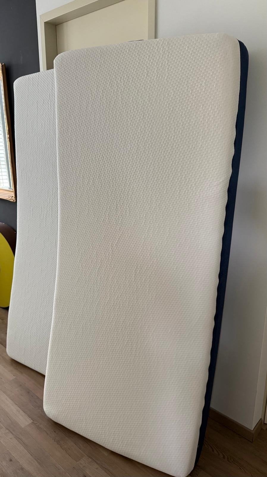 2x Matt Matras - Zo goed als nieuw, 90 cm, Eenpersoons, Ophalen of Verzenden, Zo goed als nieuw