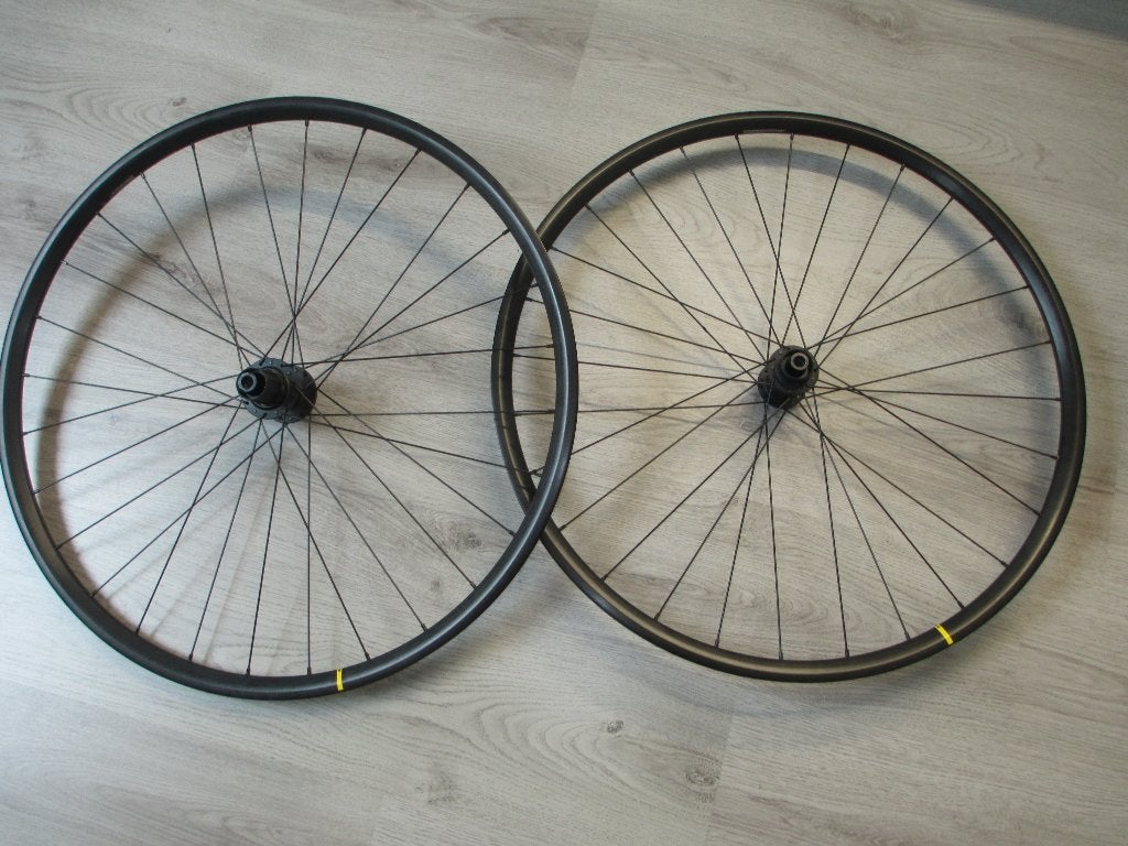 Wielset..Racefietswielen..Fietswielen..   Inc.banden, Fietsen en Brommers, Zo goed als nieuw, Ophalen, Wiel, Aluminium