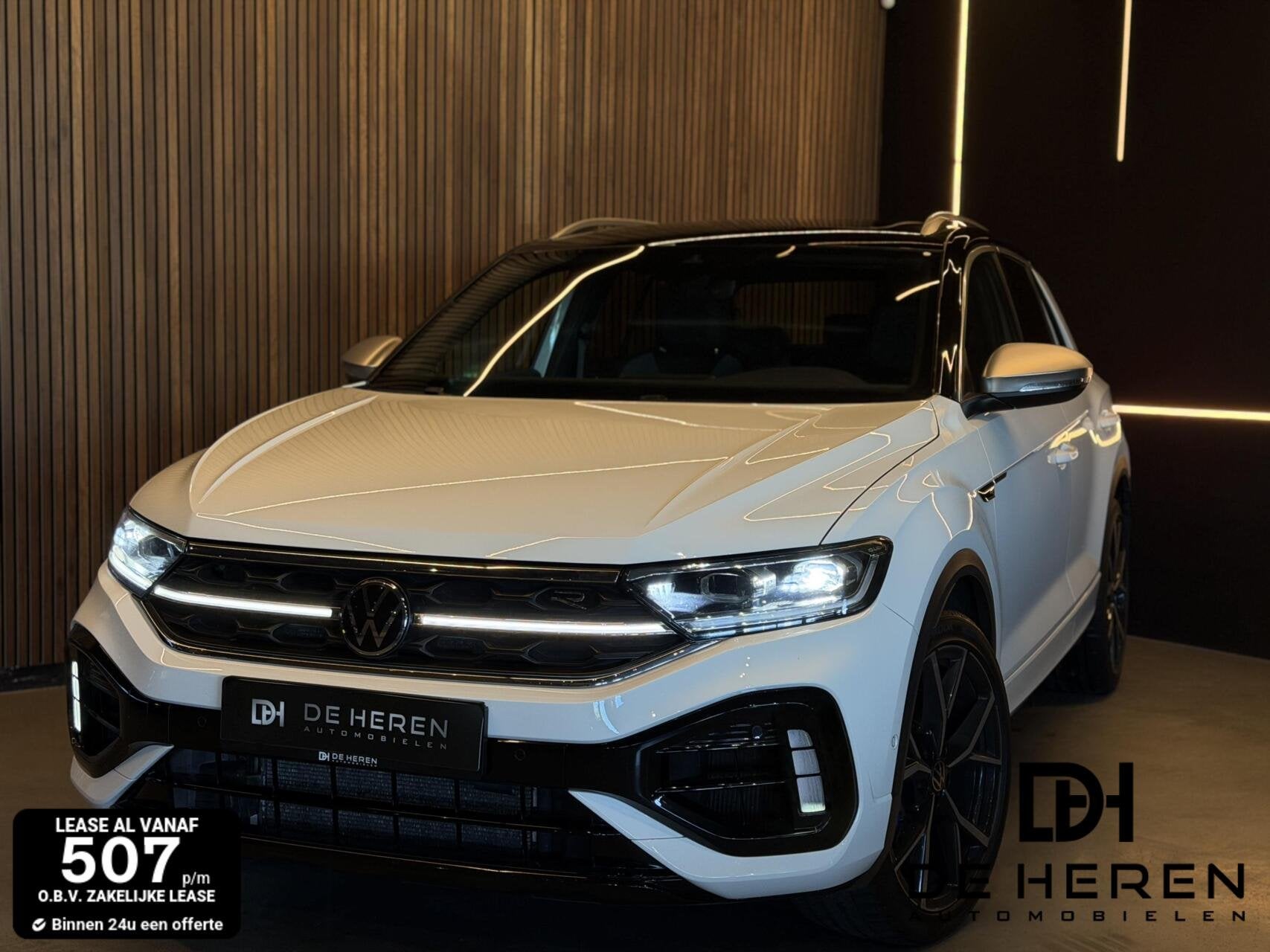 Volkswagen T-Roc R 2.0 TSI 4M|AKRA|PANO|KEYLES|ACC|DEALERgar, Auto's, Automaat, Dealer onderhouden, Stof, Gebruikt