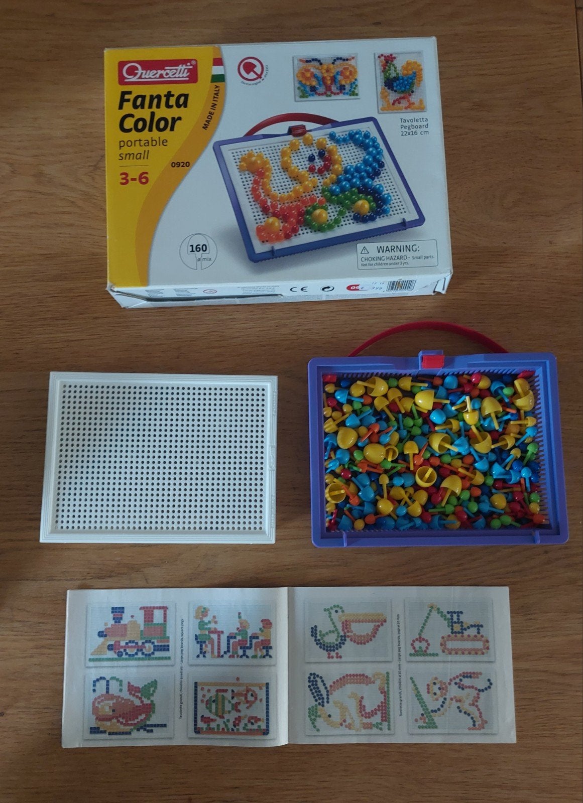 Quercetti Fanta Color portable small - Steekmozaïek, Kinderen en Baby's, Ophalen, Zo goed als nieuw, Knutselen