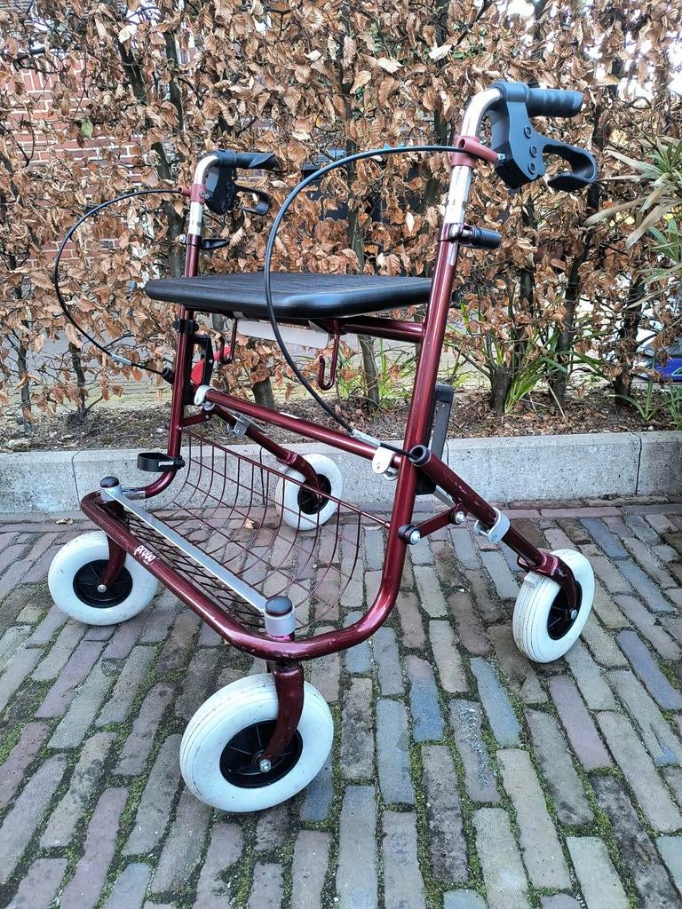Rollator, extra breed en verstevigd, nieuw staat, Ophalen