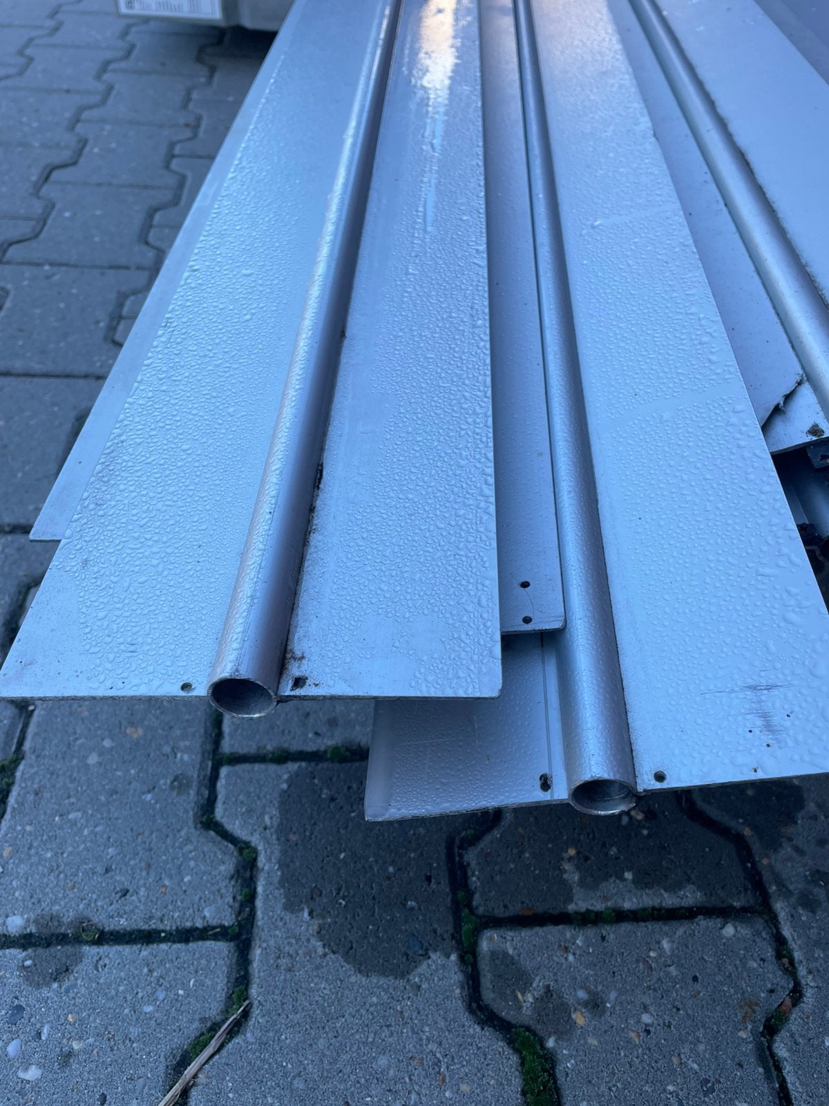 Twin of delta verwarmingsbuizen, Ophalen, Zo goed als nieuw, Aluminium
