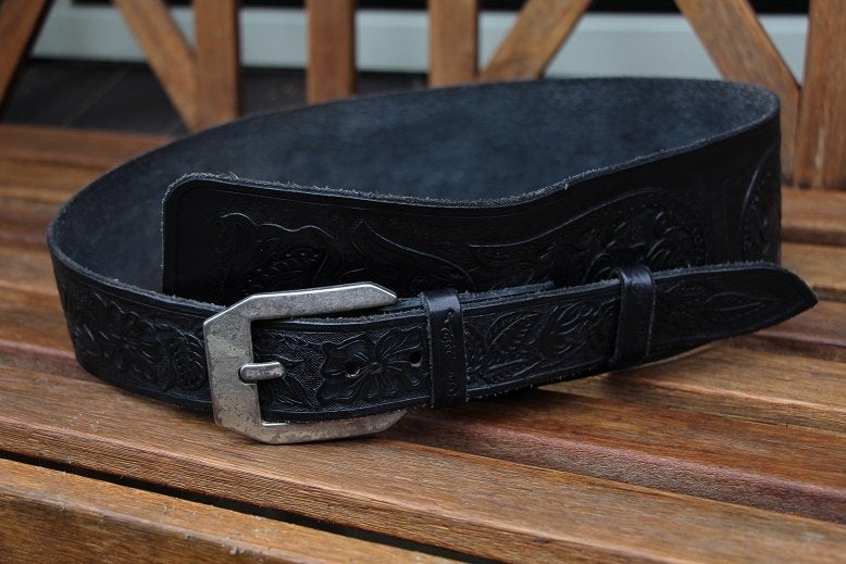 Prachtige handgemaakte leren riem zwart westernriem heupriem, Kleding | Dames, Riemen en Ceinturen, Nieuw, Tailleriem, Zwart, Ophalen of Verzenden