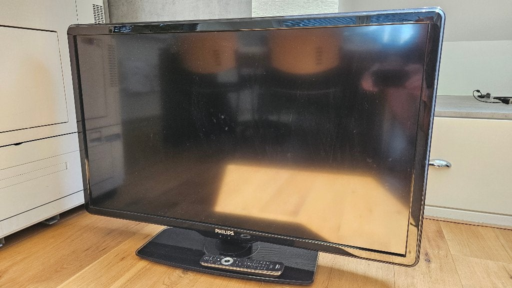 PHILIPS LCD-TV 42 inch / 107cm, Ophalen, Philips, Gebruikt, LCD