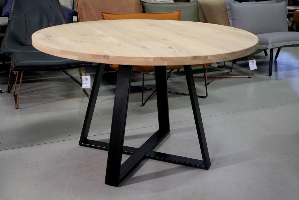Prachtige ronde tafel eettafel metaal eikenhout kruispoot, Huis en Inrichting, Tafels | Eettafels, Ophalen, Rond, Nieuw, Vijf personen of meer