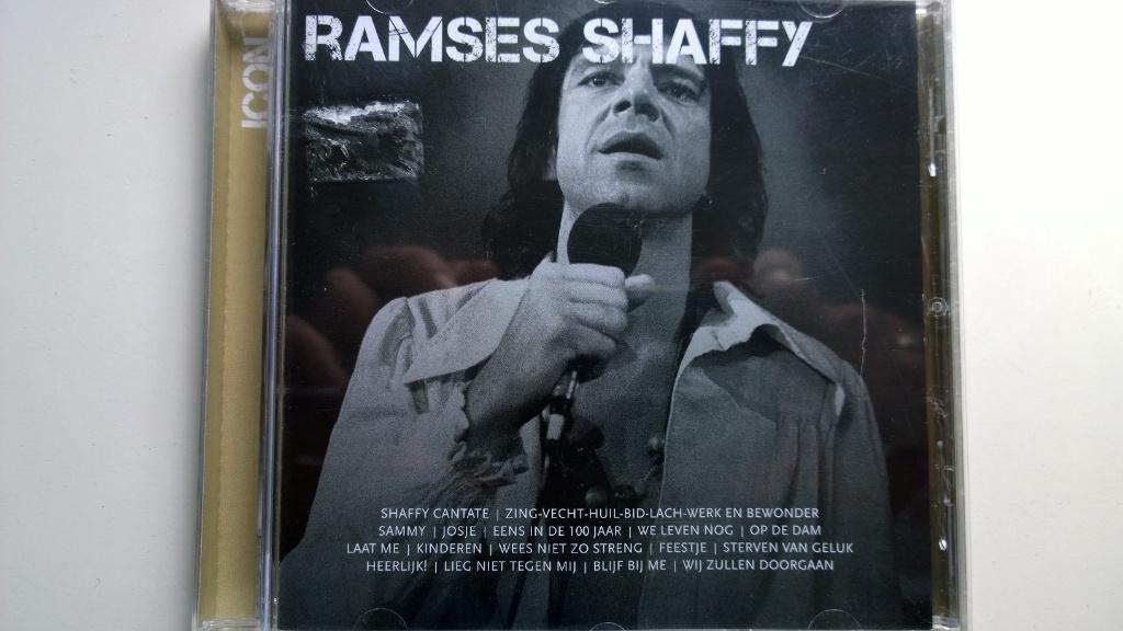 Ramses Shaffy - Icon, Ophalen of Verzenden, Zo goed als nieuw, Levenslied of Smartlap