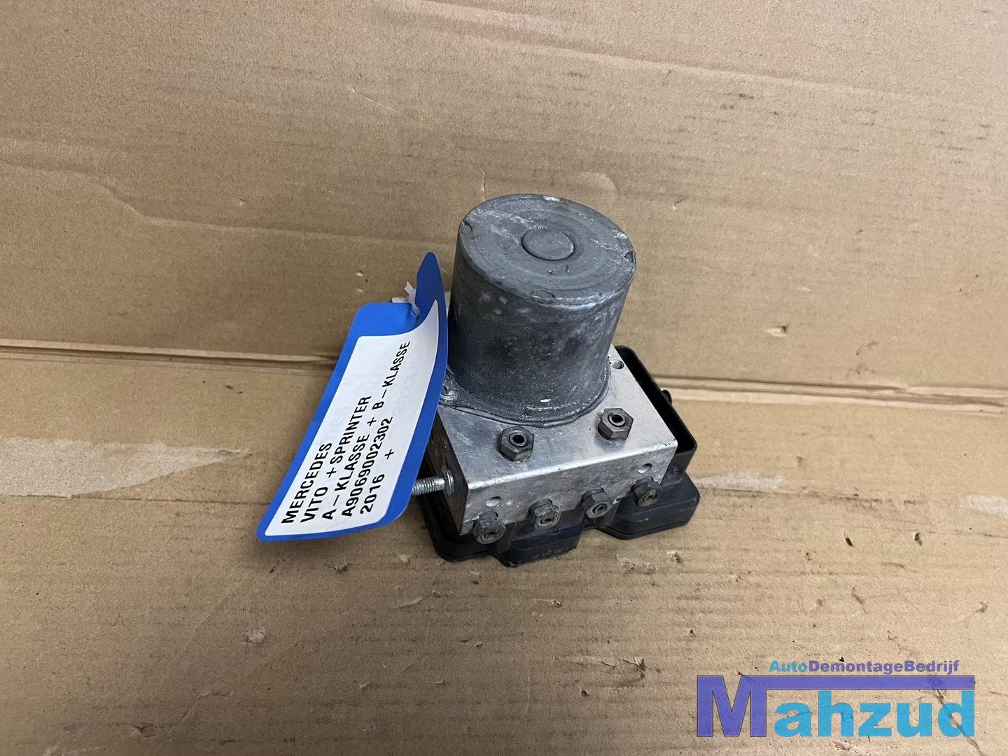 MERCEDES SPRINTER Abs pomp A9069002302, Gebruikt, Mercedes-Benz AG, Mercedes-Benz, Ophalen of Verzenden