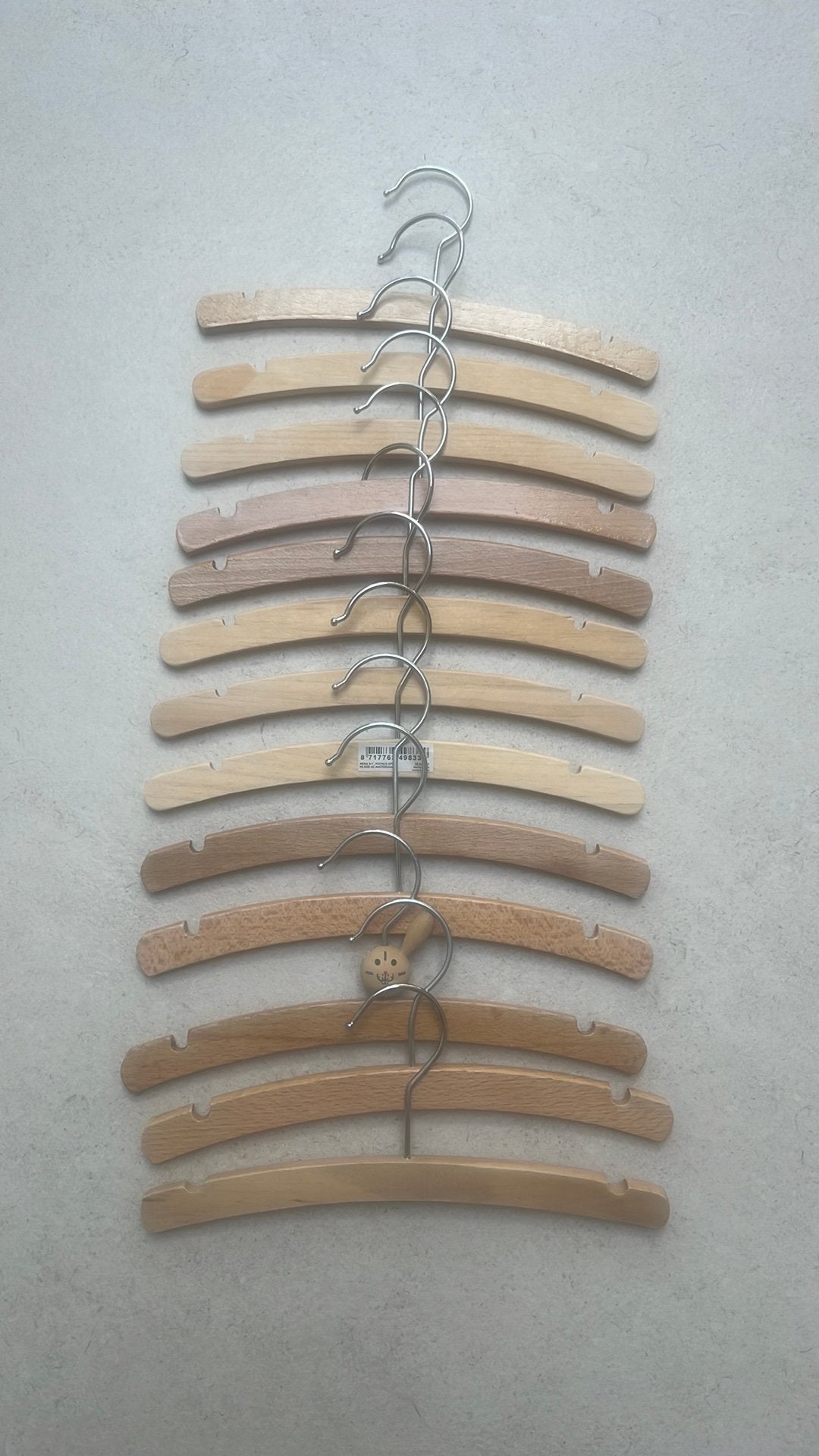 HEMA baby houten kleerhangers zo goed als nieuw, Kinderen en Baby's, Ophalen of Verzenden, Zo goed als nieuw