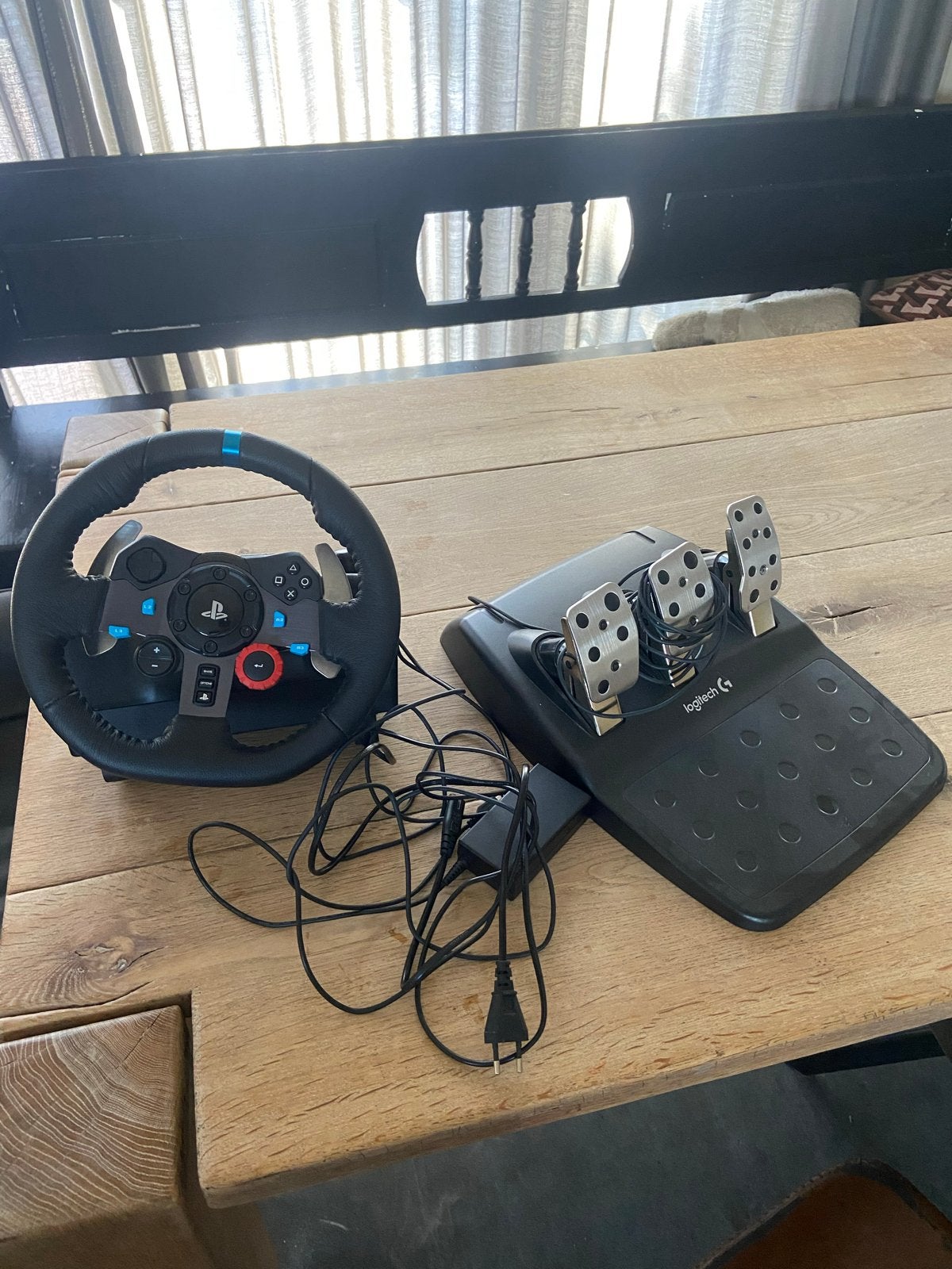 Logitech G29 Driving Force racestuur en pedalen voor PS4/PS5, Ophalen of Verzenden, Zo goed als nieuw, Stuur of Pedalen, PlayStation 4
