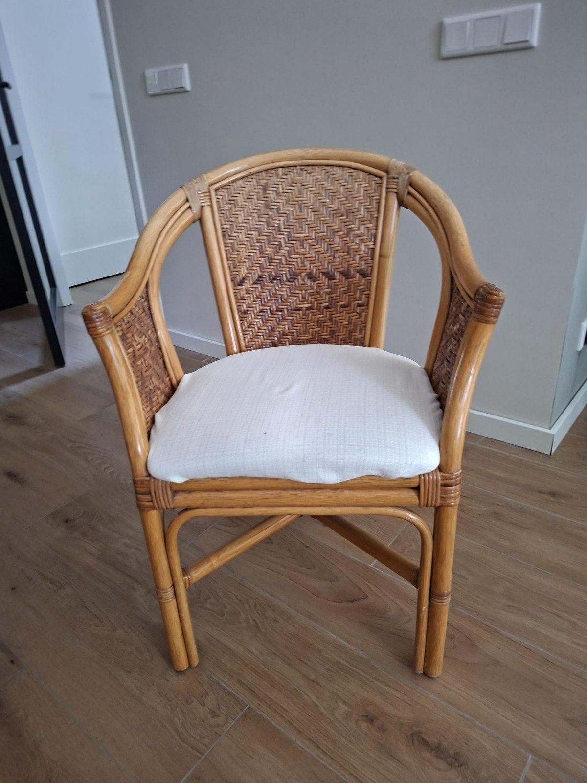 4 Manon eetkamerstoelen met extra zittinghoezen, Huis en Inrichting, Ophalen, Gebruikt, Stof, Vier