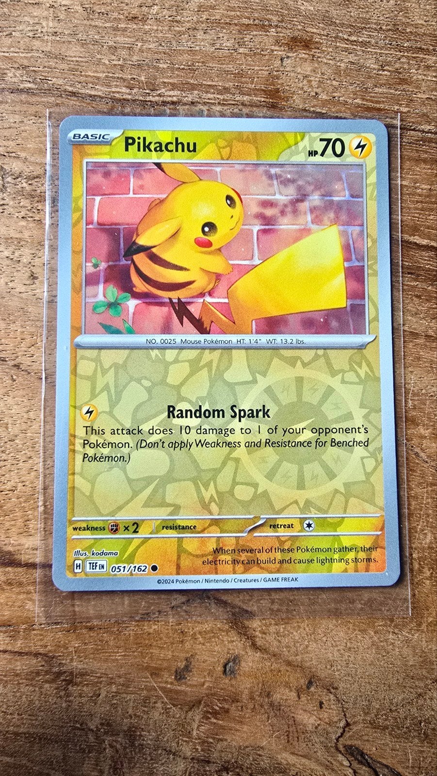Pikachu & Raichu Pokémon kaarten - 051/162 & 052/162, Ophalen, Zo goed als nieuw, Meerdere kaarten