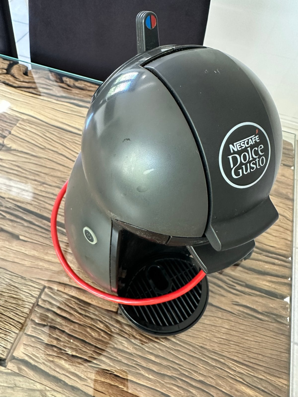 Compacte Nescafé Dolce Gusto Koffiezetapparaat 20 euro V.P, Gebruikt, Koffiemachine, Ophalen of Verzenden, 1 kopje