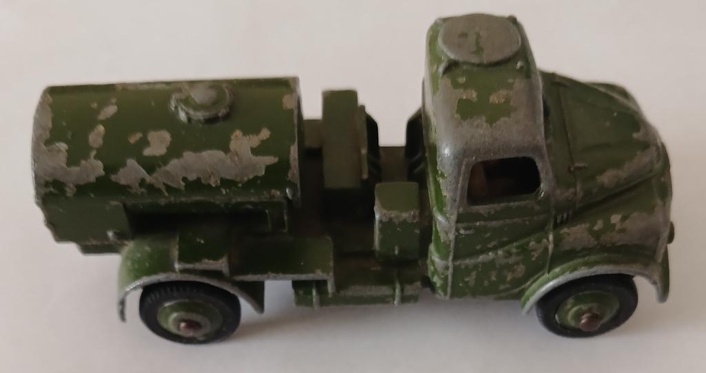 Dinky Toys Army Water Tanker 643, Ophalen, Gebruikt