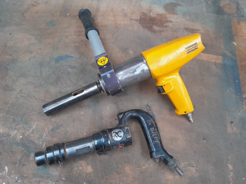 2 st Pneumatisch gereedschap, oa Atlas Copco boormachine, Ophalen of Verzenden, Zo goed als nieuw, Boormachine