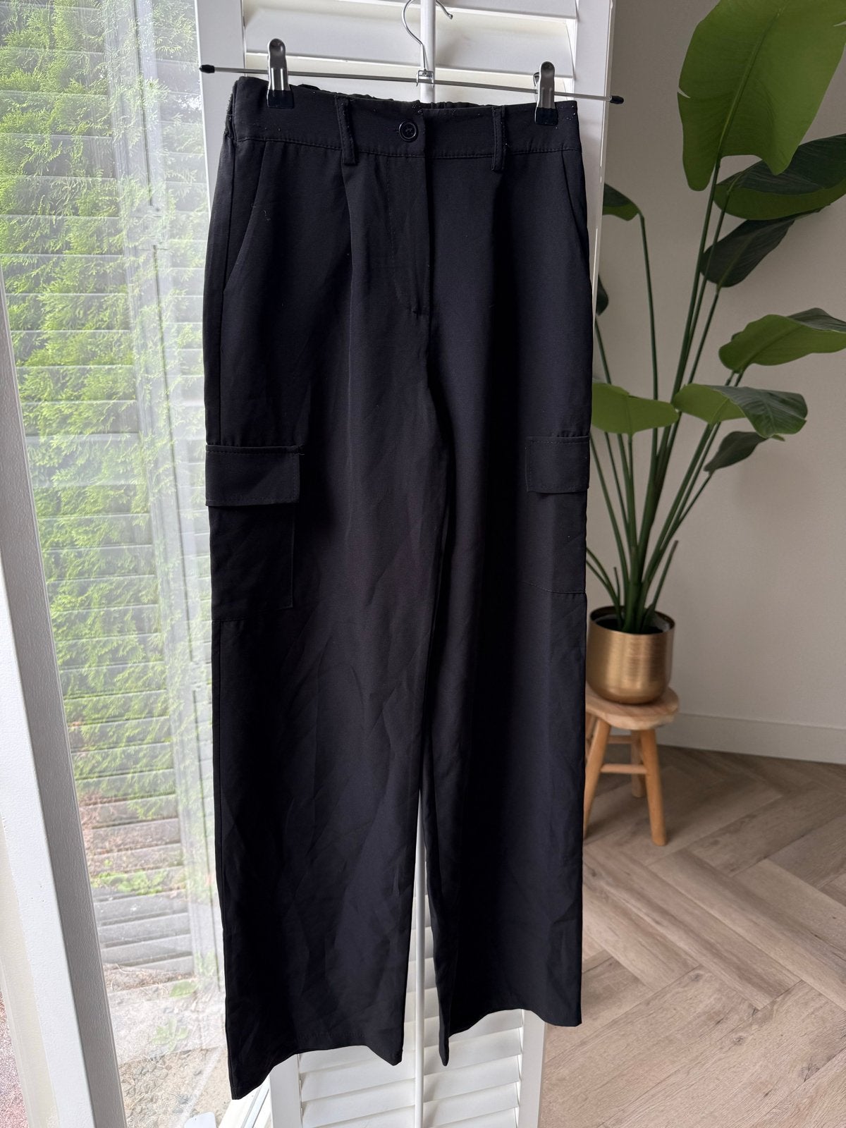 Zwarte cargo broek van Eight Paris, maat S, Kleding | Dames, Zwart, Ophalen of Verzenden, Zo goed als nieuw, Maat 36 (S)