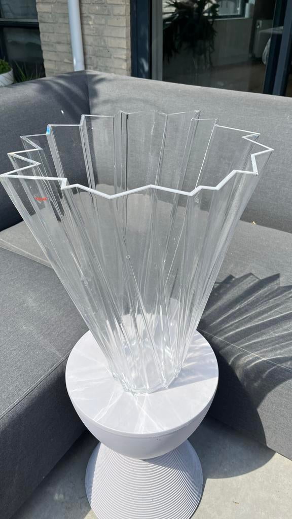 Kartell Shanghai vaas, transparant plexiglas, Huis en Inrichting, Woonaccessoires | Vazen, Ophalen, Zo goed als nieuw, Overige kleuren