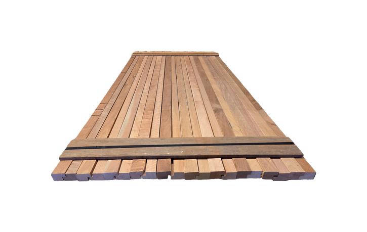 20 Meranti balken geprofileerd - nr: HB41, Ophalen, Nieuw, Hardhout, 180 tot 250 cm