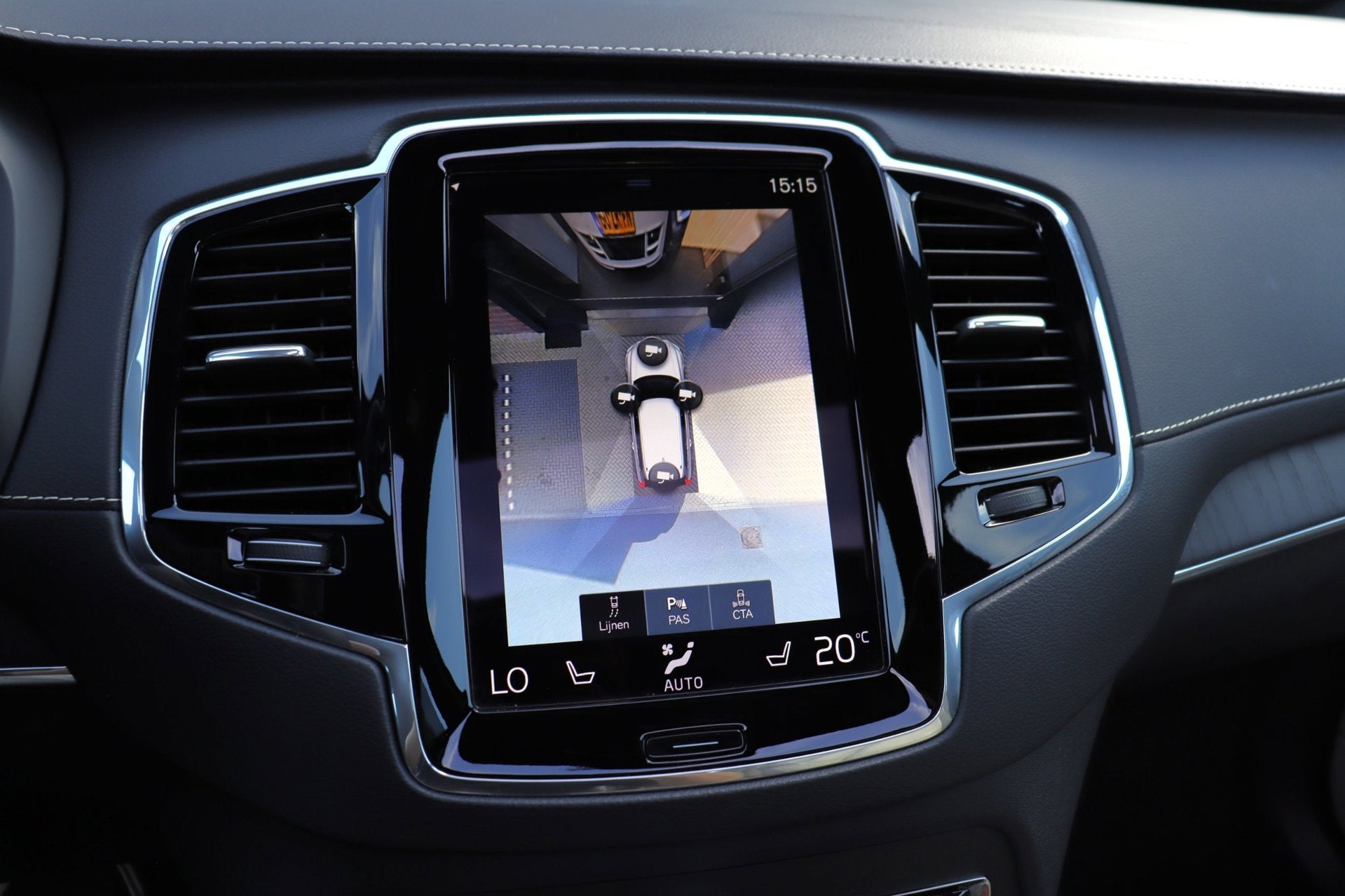 Foto 20 van Volvo XC90 2.0 T8 Twin Engine AWD Inscription Intro Edition