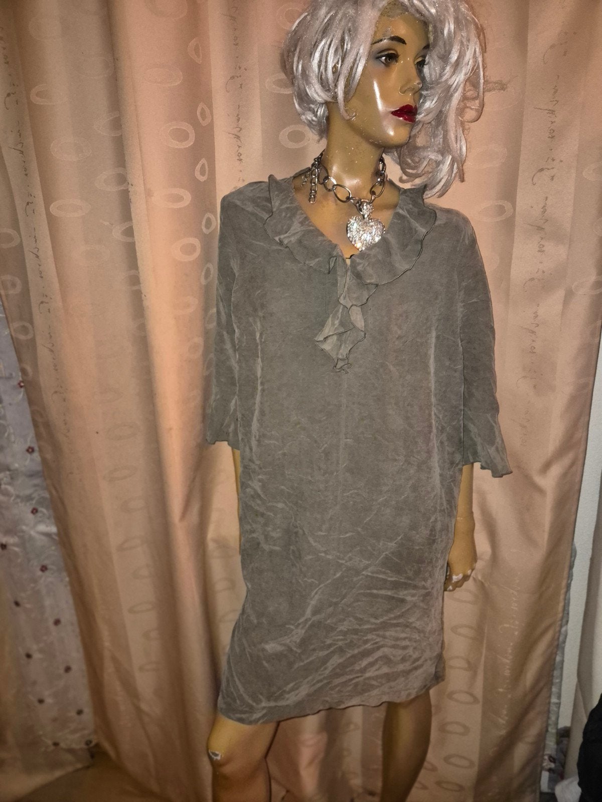 Mooie grijze jurk met ruches summum maat 44, Kleding | Dames, Summum, Maat 42/44 (L), Ophalen of Verzenden, Zo goed als nieuw