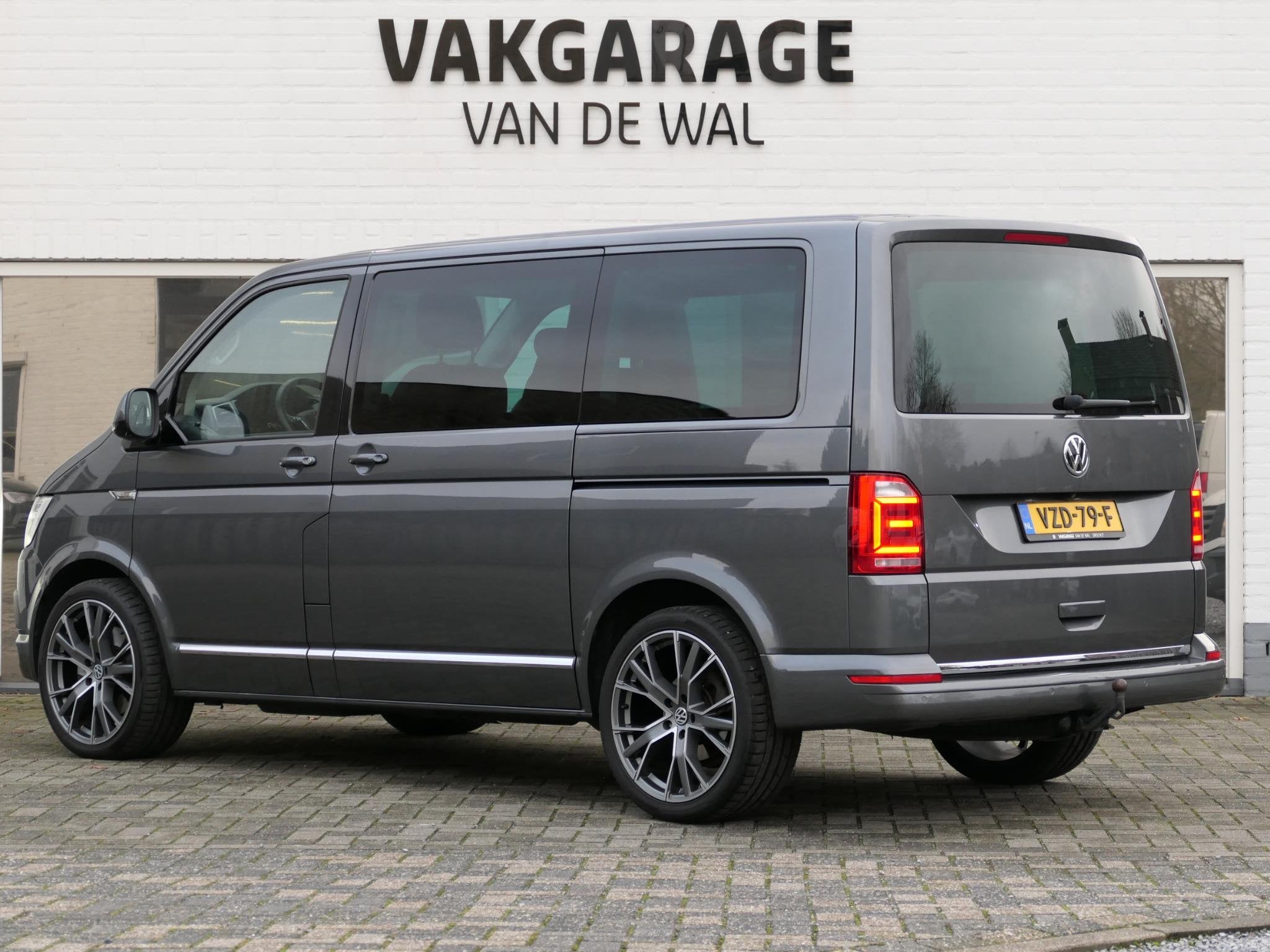 Volkswagen Transporter Multivan 2.0 TDI L1H1 Highline | Elek, Auto's, Gebruikt, 4 cilinders, Volkswagen, Automatische klimaatregeling