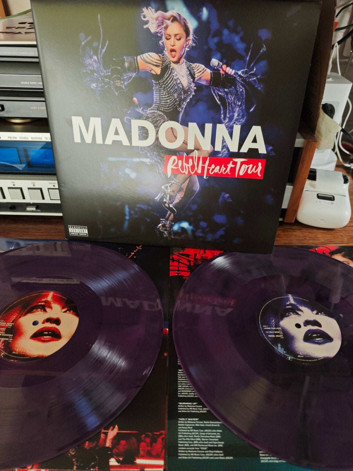 Madonna - Rebel Heart Tour (Paarse Dubbel LP), Ophalen of Verzenden, Zo goed als nieuw, 12 inch, Colored vinyl