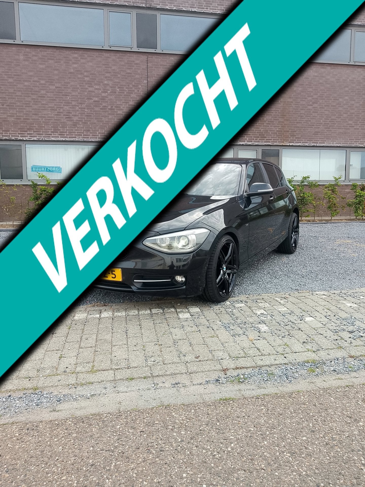 BMW 1-serie 116i Business+, Auto's, Euro 5, Gebruikt, 4 cilinders, Zwart