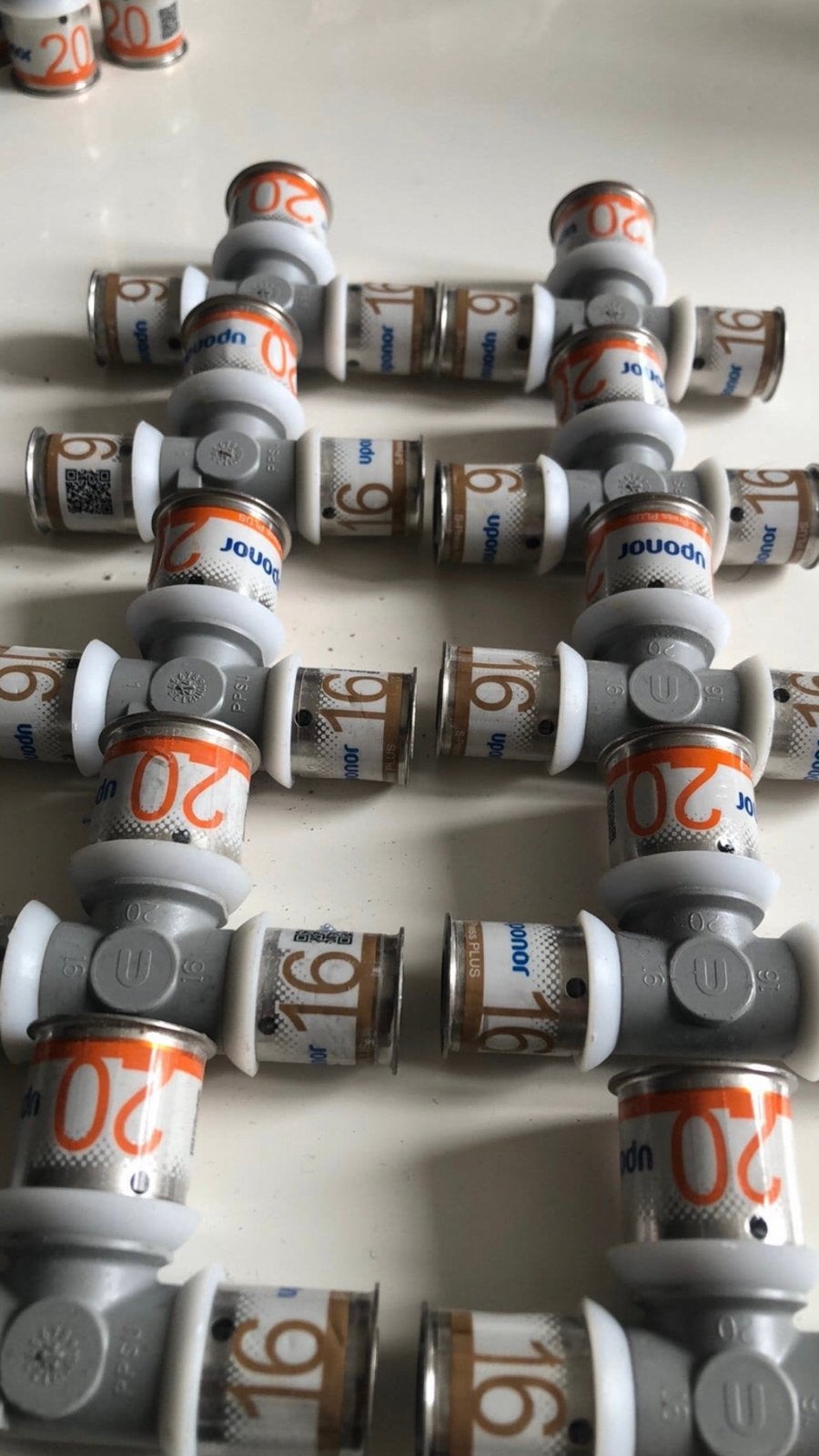 UPONOR S-Press PLUS T-stuk verlopend PPSU, 20 x 16 x 16 mm, Ophalen of Verzenden, Zo goed als nieuw