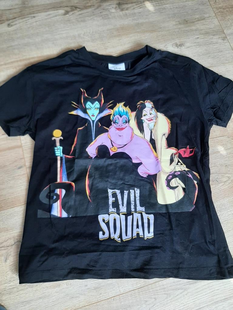 Disney Evil Squad T-shirt C&A XS, Kleding | Dames, Zwart, Ophalen of Verzenden, Zo goed als nieuw, Korte mouw