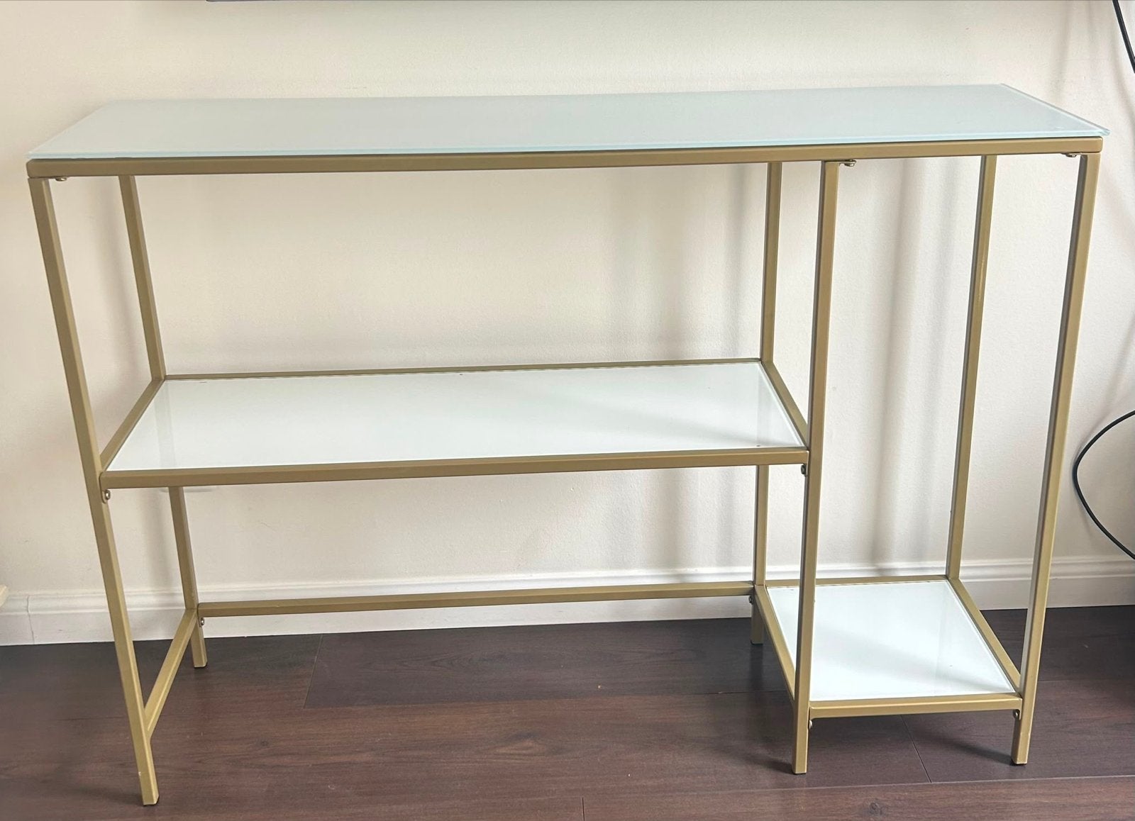 Leuke glazen sidetable / dressoir (Jysk), Ophalen, Gebruikt, 100 tot 150 cm, Glas