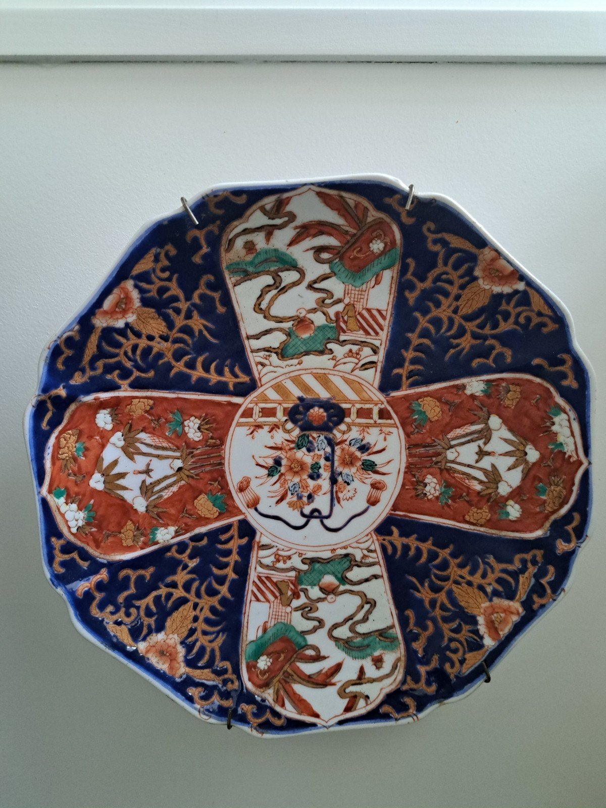 Porseleinen Imari bord, Ophalen
