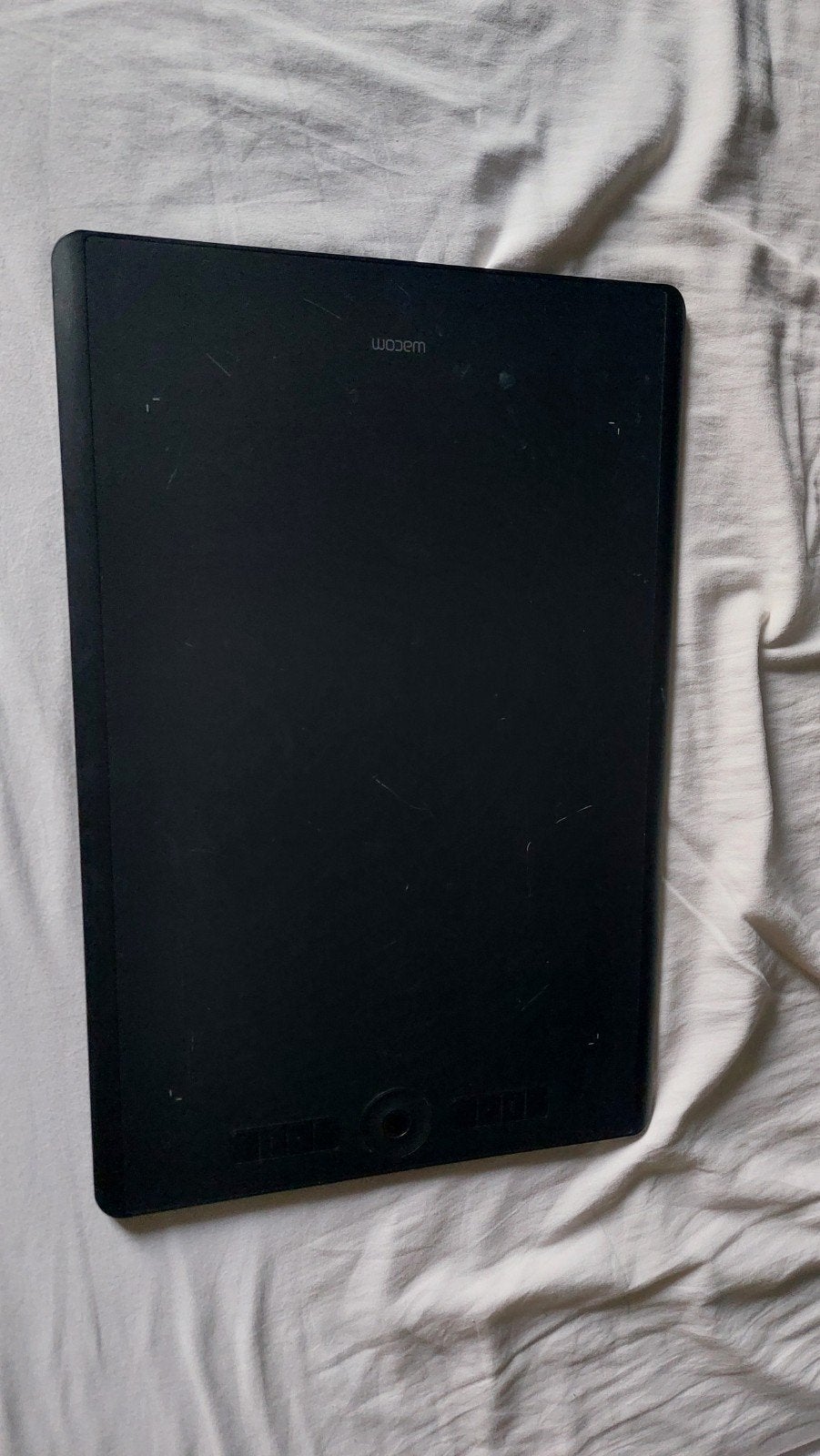 Wacom Intuos Pro tablet, Ophalen, 10 inch, Bescherming voor- en achterkant