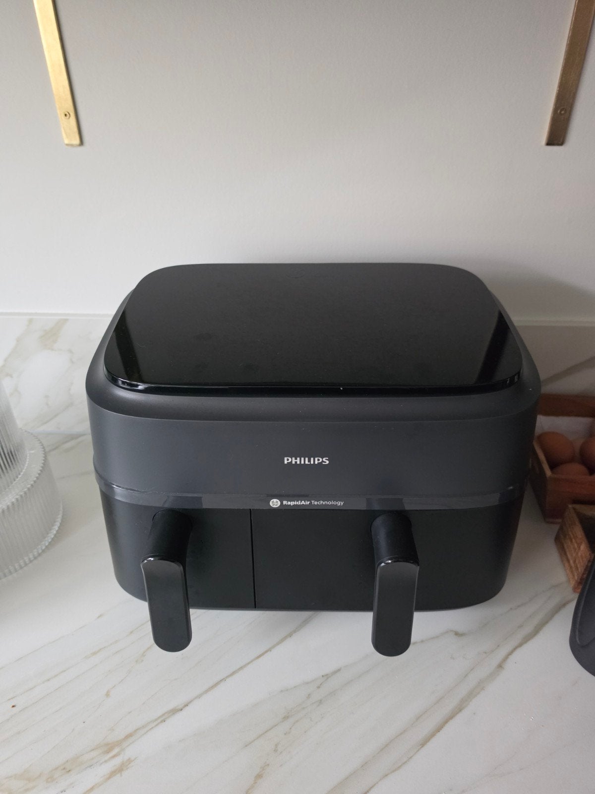 Foto 2 van Philips Airfryer NA350/00 Dual Basket 9L Rapid AirTechnology