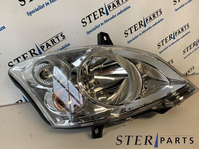 Koplamp rechts van een Mercedes Vito, Auto-onderdelen, 12 maanden garantie, -, Nieuw, Ophalen of Verzenden