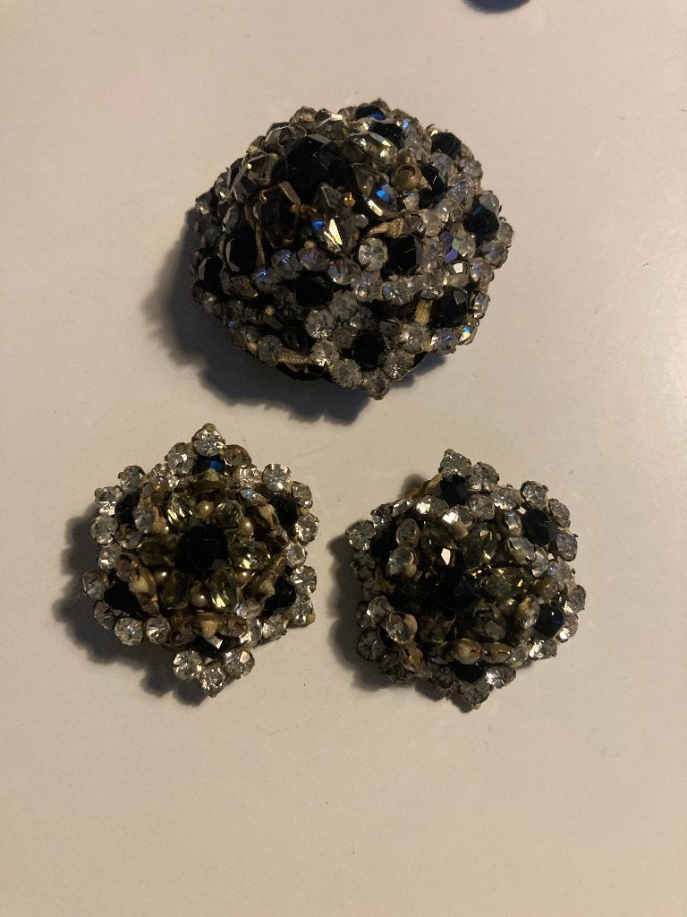 Franse antieke Kostuumsieraad oorbellen en broche, Sieraden, Tassen en Uiterlijk, Antieke sieraden, Ophalen of Verzenden, Overige materialen