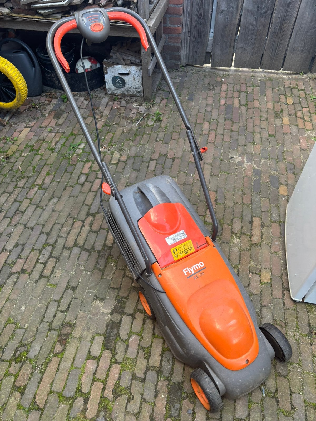Flymo grasmaaier elektrisch, Zweefmaaier, Ophalen, Gebruikt, Elektrische grasmaaier