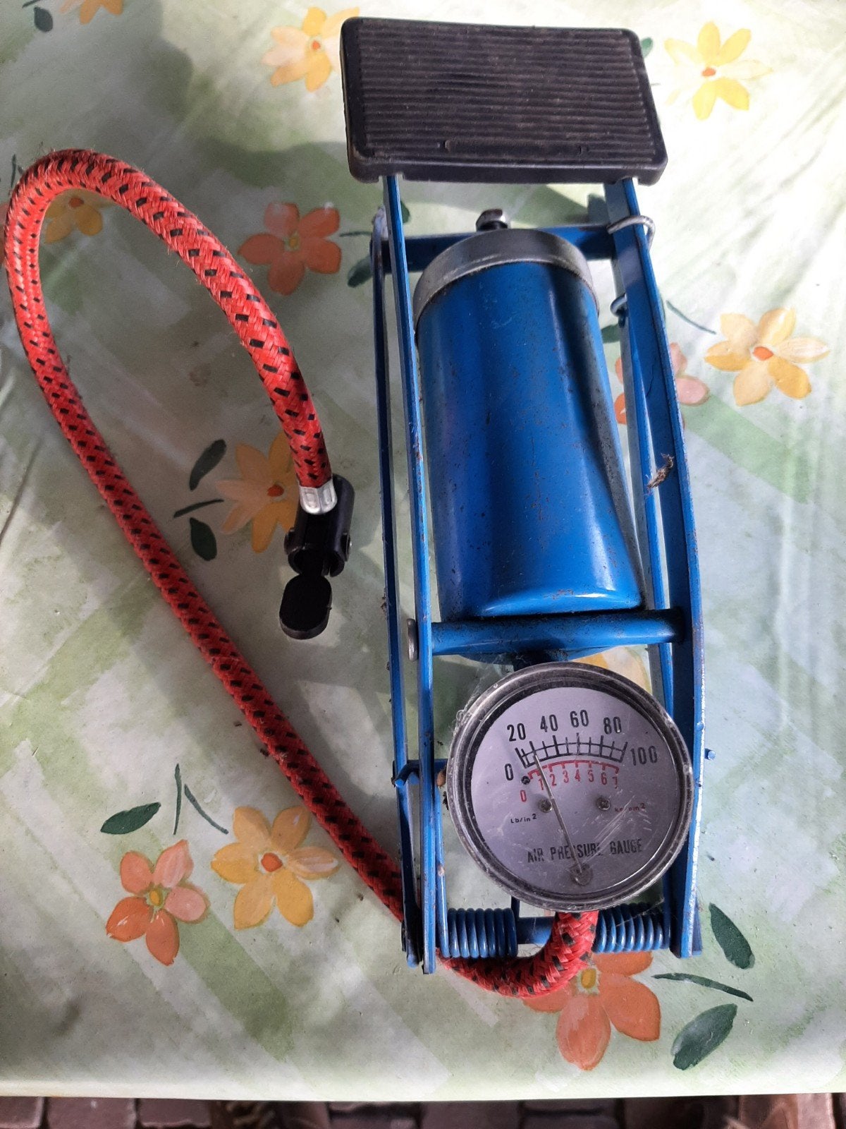 Voetpomp met drukmeter - Blauw, Ophalen of Verzenden, Drukmeter, Gebruikt